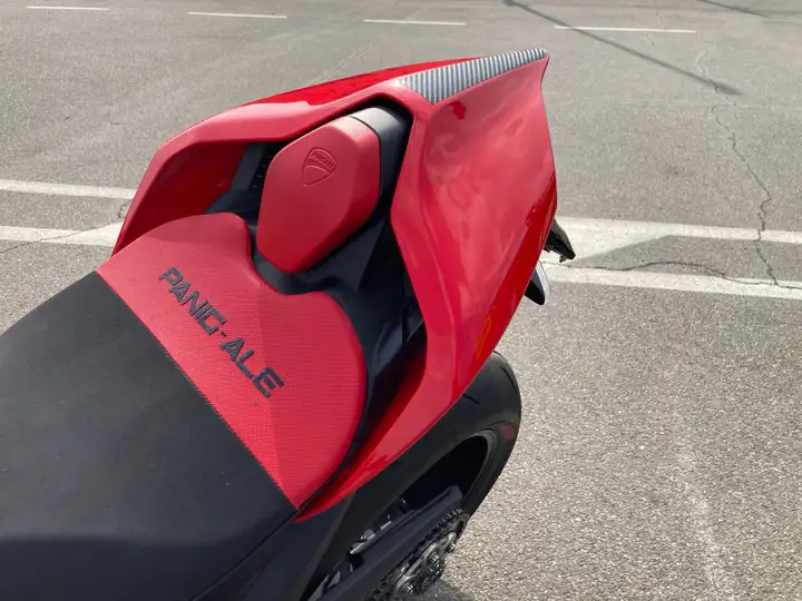 DUCATI PANIGALE V4 S - immagine 2